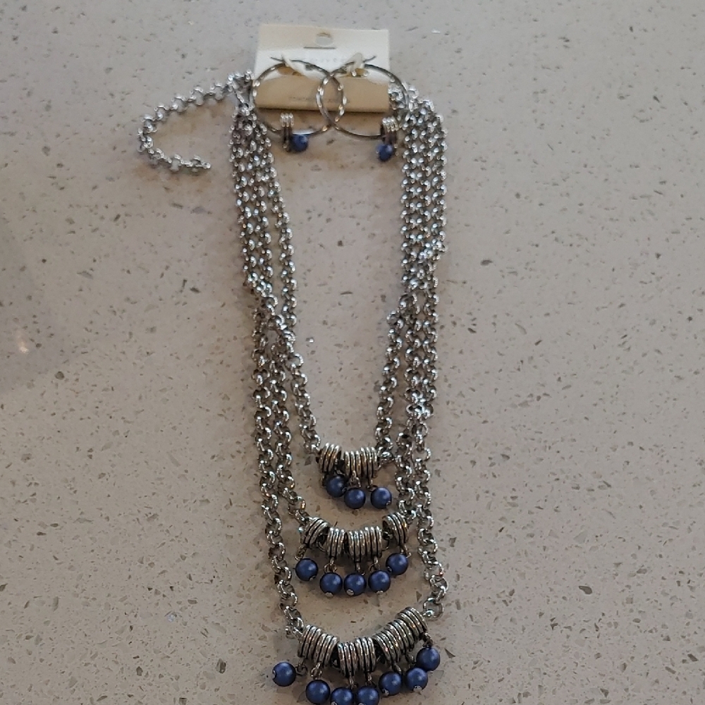 Accentrix ~Chunky Silver & Blue Beaded 3 Layered Necklace & Earring Set!